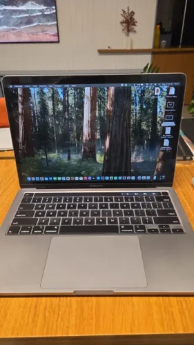 Macbook pro 2020 