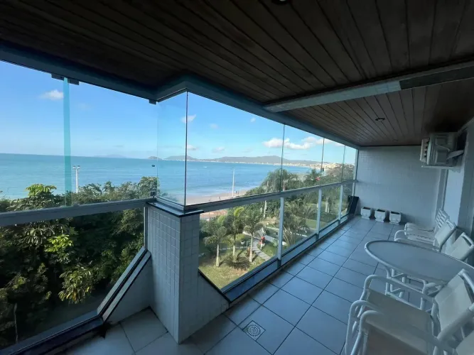 Imóvel para venda possui 91 metros quadrados com 2 quartos em Canasvieiras - Florianópolis