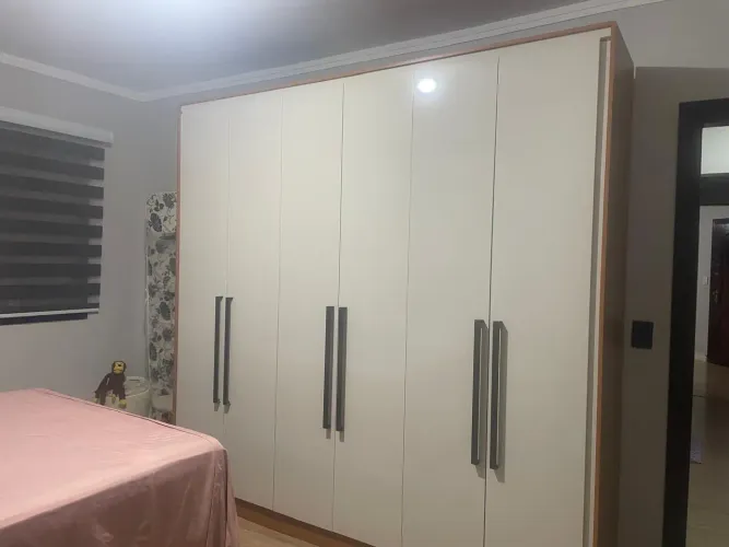 Guarda Roupa 6 portas