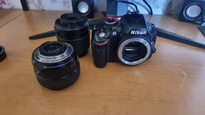 Nikon D3200 + 2 Lentes