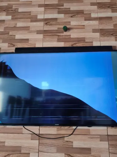 TV Samsung 50' com defeito no led