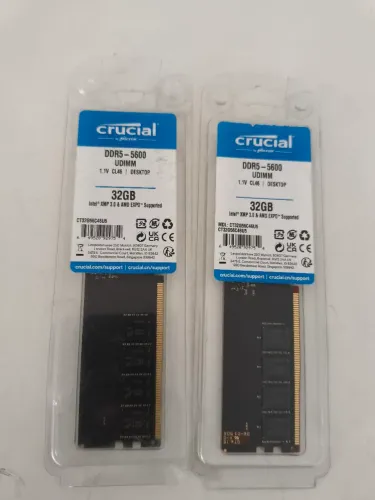 (Nova Lacrada) KIT Memória RAM DDR5 64GB 2X32GB Crucial 5600MHz