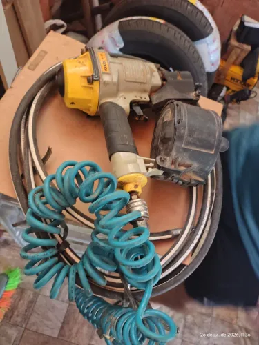 Pregadora pneumática vonder pp550 com mangueira 