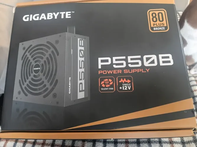 fonte gigabyte