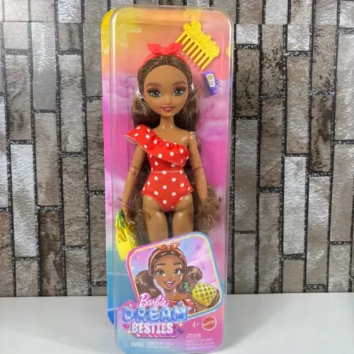 Boneca Barbie Dream Besties Teresa de Praia - Mattel