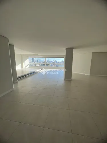 Apartamento diferenciado no bairro Lourdes.