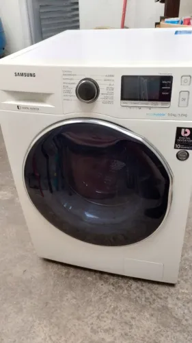 Máquina de Lavar e Secar Samsung 9kg Eco Bubble