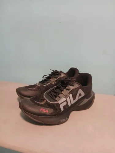 Tenis fila