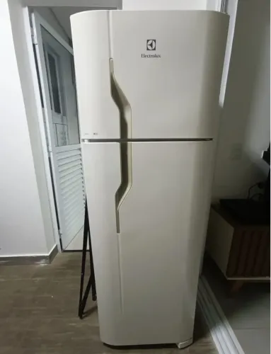Geladeira Electrolux 127v