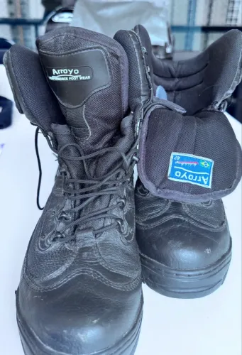 Bota coturno masculina marca Arroyo - performance Footwear