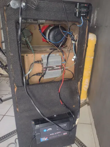 Caixa Bob automotivo 