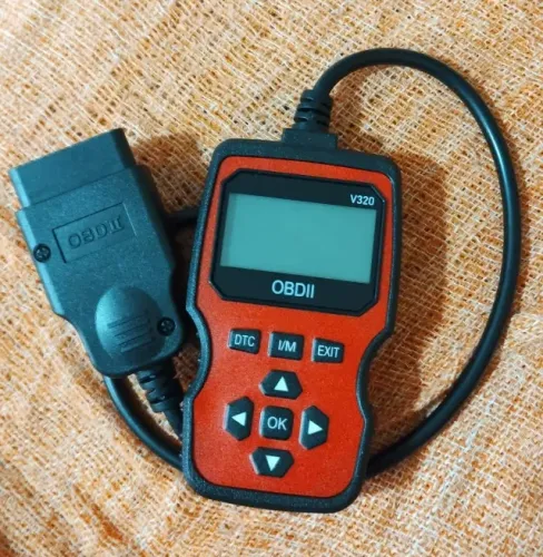 Scanner automotivo OBD2 V320 Vermelho NOVO - Ver Descrição 