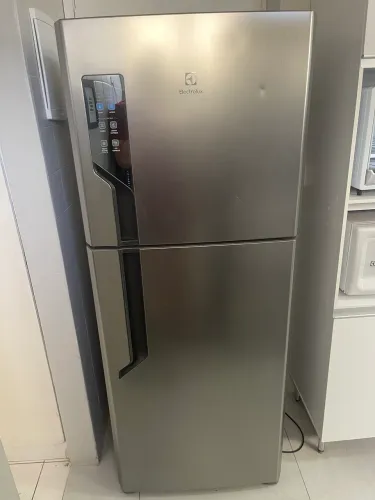 Geladeira Electrolux Frost Free com AutoSense 432L Efficient Duplex Inox