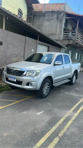 Toyota Hilux CD SR 4X2 2.7 16v/2.7 Flex Aut. 2012