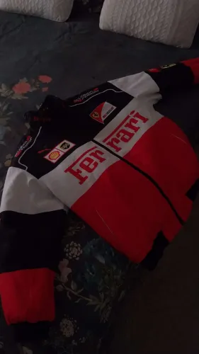 Jaqueta F1 Ferrari (Estampado, M) NOVA