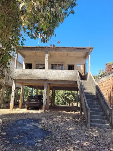 Exclusiva casa com vista para o Rio Paraíba do Sul | Terreno amplo em Itaocara/RJ