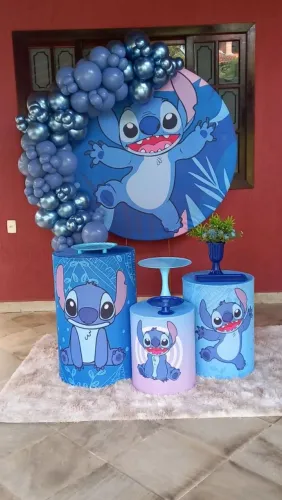 Kit festa ? personagens alguns disponível e réchaud aluguel saiba mais pelo *