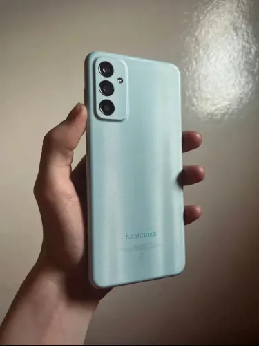 SAMSUNG GALAXY M13