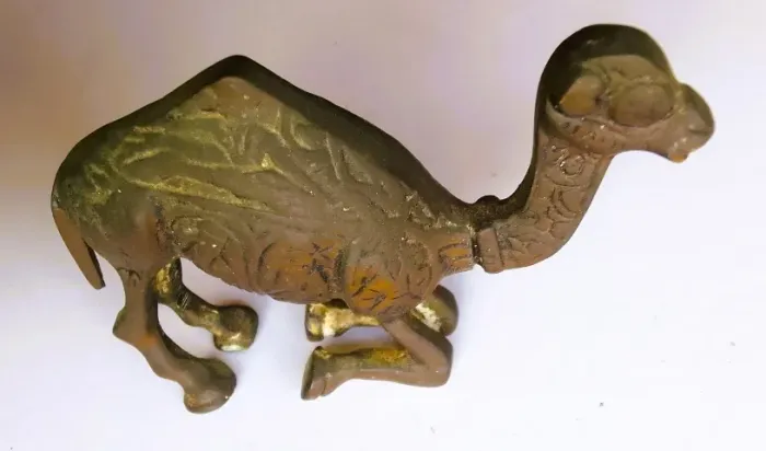 Antiga e rara escultura turca em bronze cinzelado representando Camelo