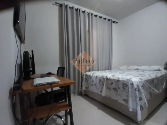 Casa Térrea no Parque Florianópolis, 6 dormitórios, 2 vagas, 396 m², R$800.000,00