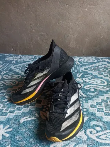 tenis de corrida Takumi sem 10