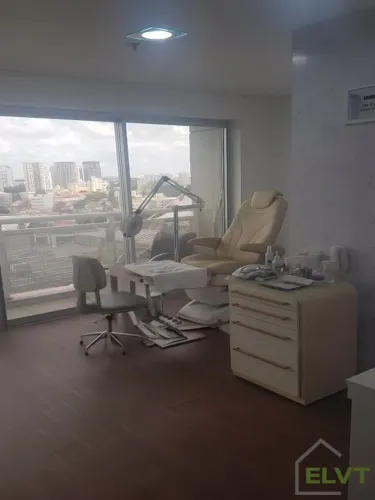 Sala Comercial 39m² no Osasco Prime Center | Com Copa, Sacada e 1 Vaga.