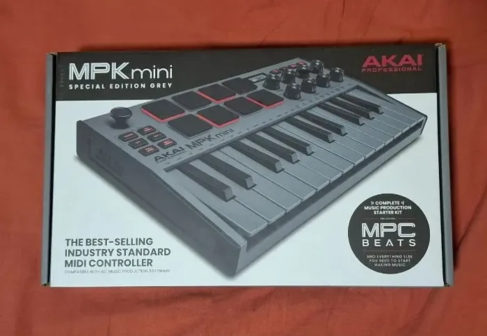 Teclado Controlador Akai MPK Mini MK3 Cinza
