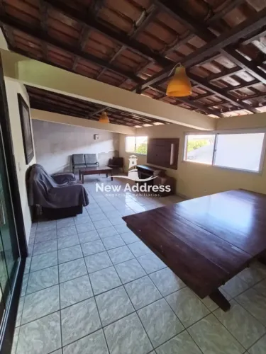 Casa residencial com Kitnets e Loja à venda em Araçás - Vila Velha