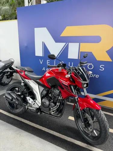 Yamaha fazer 250 2022 (@mrveiculos)