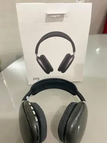 HeadSet Bluetooth P9 nas Cores Preto e Branco/Cinza