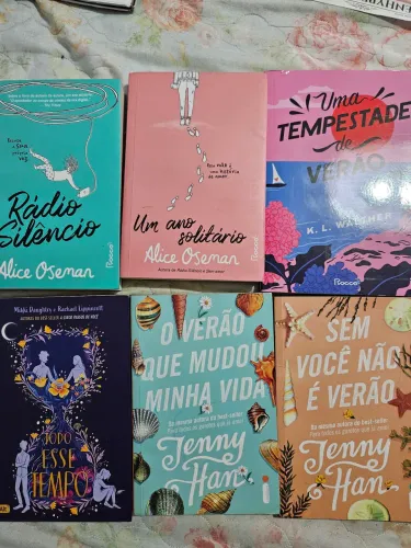 livros variados ( podem ser vendidos separadamente)