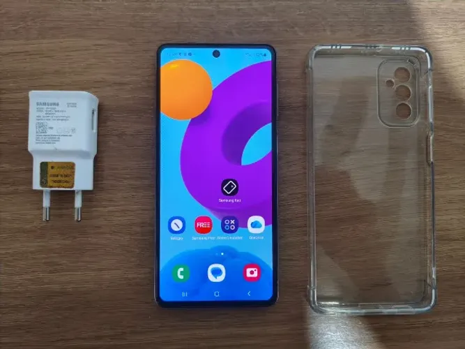 Samsung M52