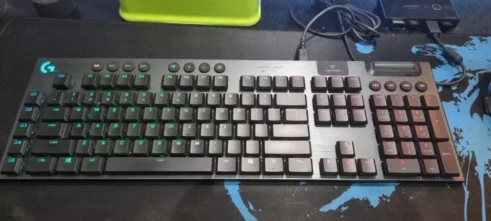  TECLADO MECANICO LOGITECH G915 TACTILE RGB SWITCH BROWN LOW PROFILE WIRELESS