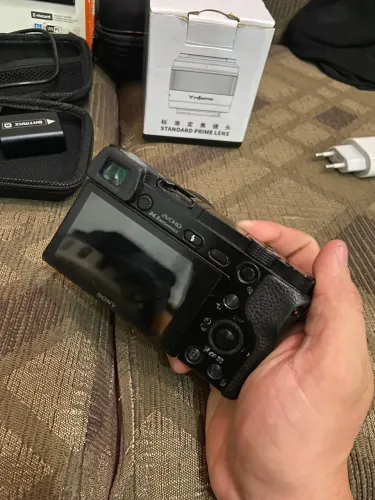 Troco Sony a6000 em canon