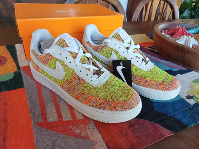 Nike Air force 1 Flyknit Low "Multicolor" - Novo na caixa (Tam 41 BRA/ 9 US)