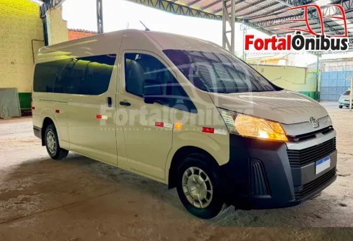 Toyota Hiace MINIBUS DX 2.8 TDI 16L AUT. 2025