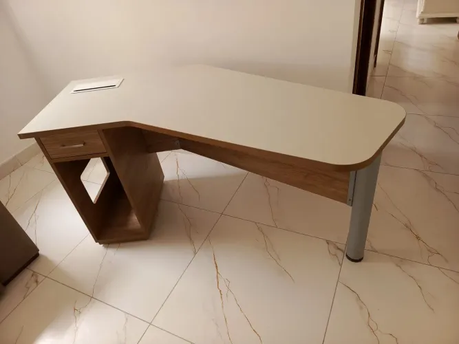 Mesa de Escritório Lazzarini