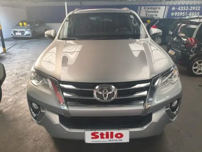 Toyota Hilux SW4 SRV 4X2 2.7 Flex 16V Aut. 2020
