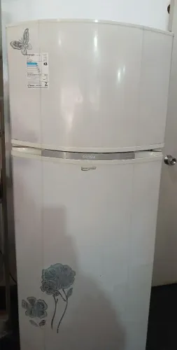 Geladeira usada