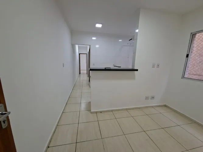 Apartamento de 02 dormitórios de Locação em São Vicente