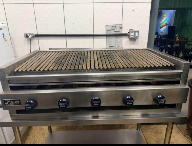 Chapa char broiler 