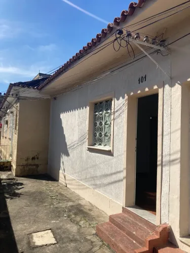 Venda - Casas de Vila - Madureira - 1 dormitório - Madureira - Rio de Janeiro - RJ
