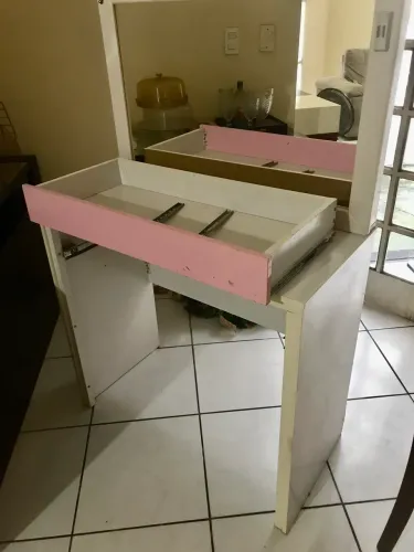 Penteadeira com espelho gaveta rosa mdf