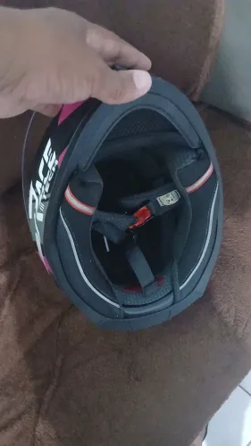 Capacete