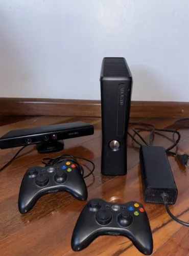 VENDO XBOX 360 usado