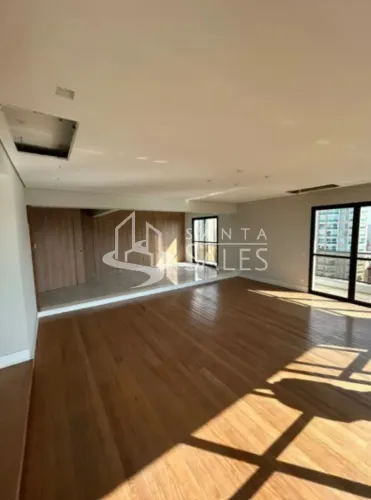 Cobertura de luxo à venda em Santana, São Paulo-SP: 4 quartos, 3 suítes, 495m² e 4 vagas d