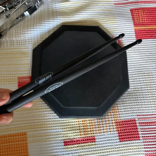 Pad de treino + Suporte + Baquetas Bateria