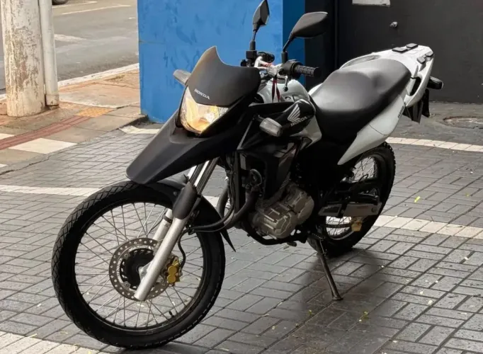 XRE 300 2015 NO BOLETO (OPORTUNIDADE)