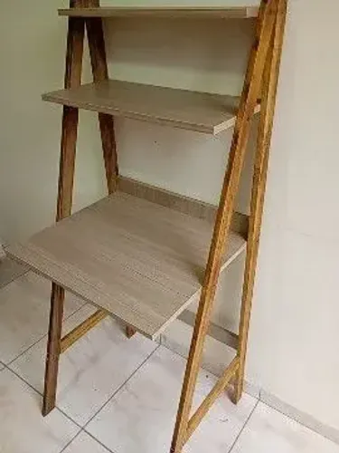 Escrivaninha madeira e mdf