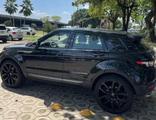 Land Rover Range Rover Evoque Pure 2.0 Aut. 5P 2013